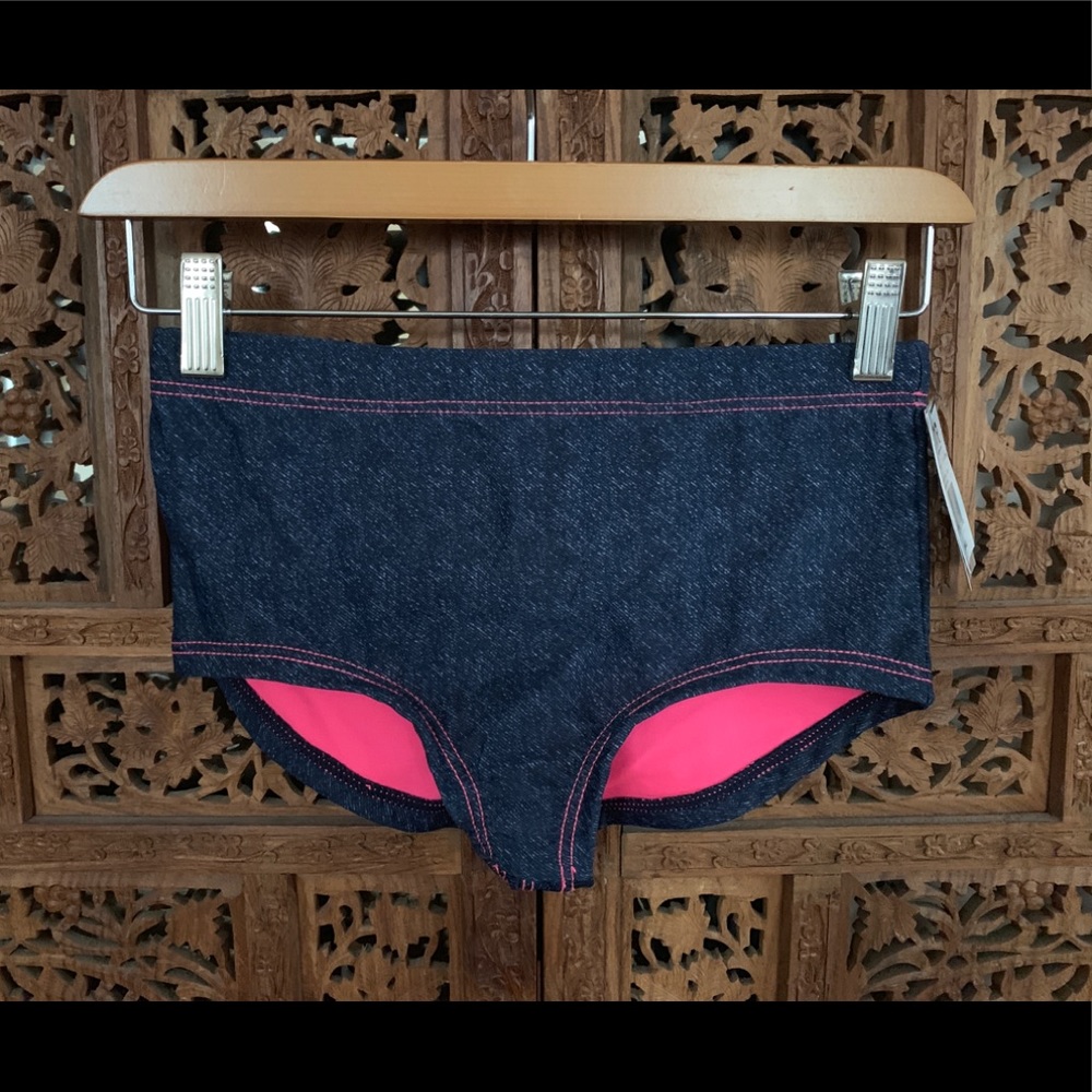 TYR bikini bottoms / boy shorts